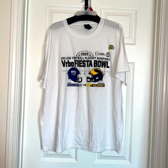 X temp Hanes xl 2022 vrbo fiesta bowl tee - Picture 1 of 7